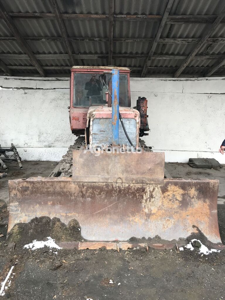 DT 75 crawler tractor