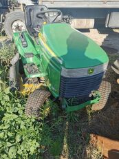 John Deere LX289 lawn tractor