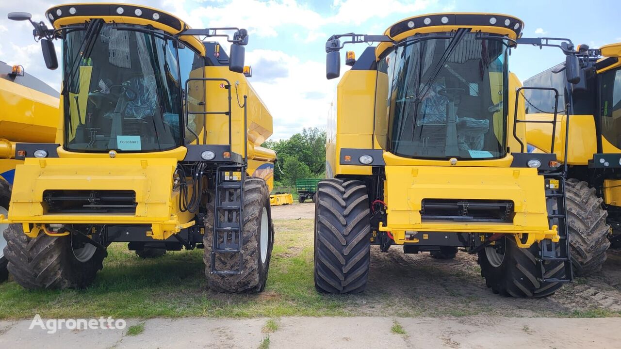 new New Holland TC5.90 grain harvester