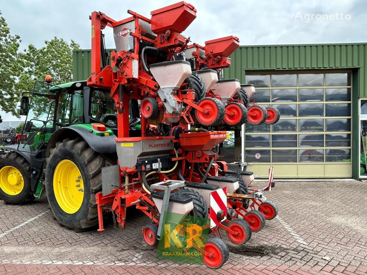 Kuhn PLANTER 2 pneumatic precision seed drill