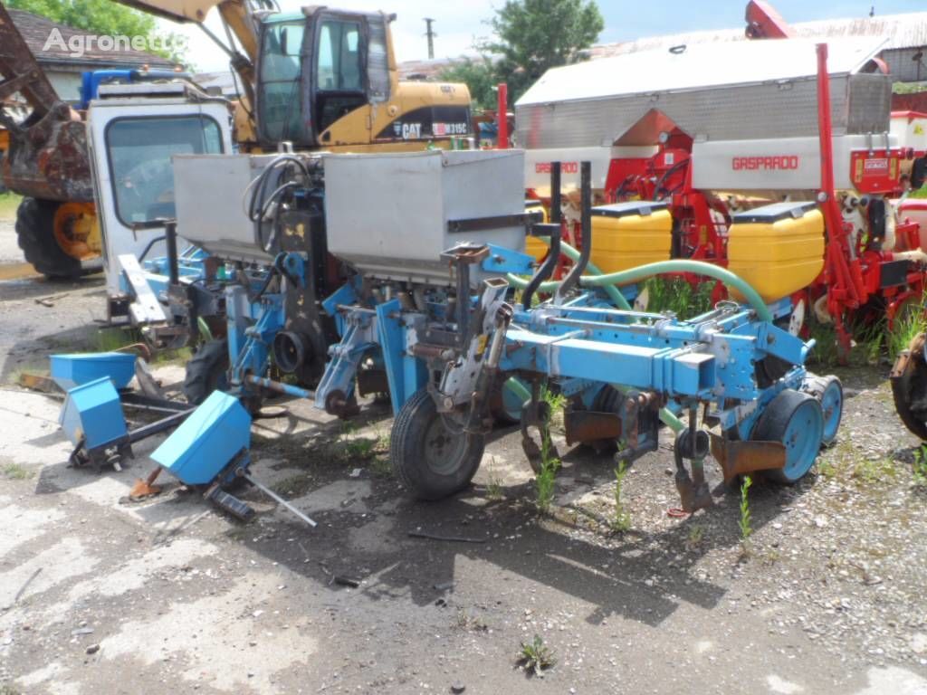 MaterMacc 6 pneumatic precision seed drill