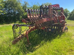 Heva Tip-roller seedbed cultivator