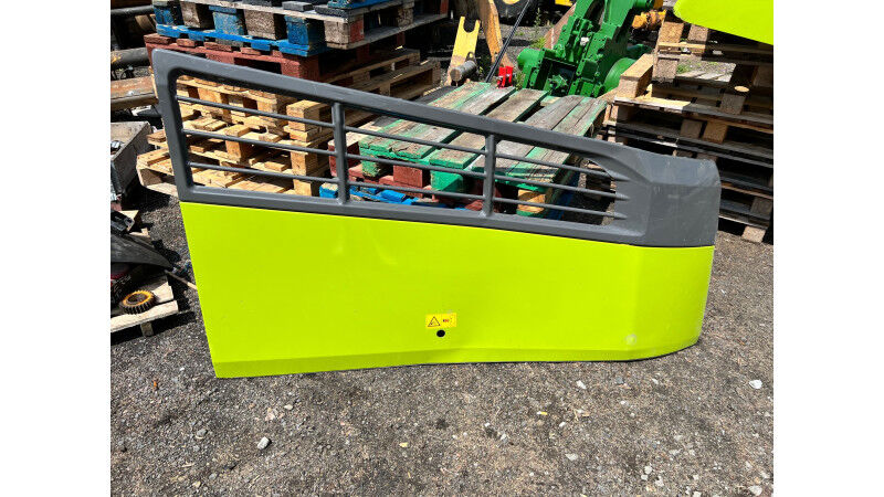 0018266972 front fascia for Claas Lexion grain harvester
