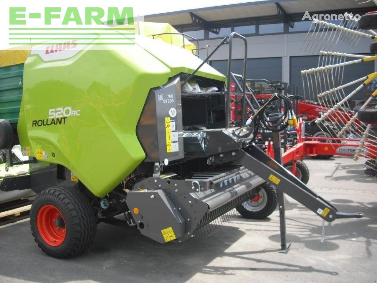 Claas rollant 520 rc square baler