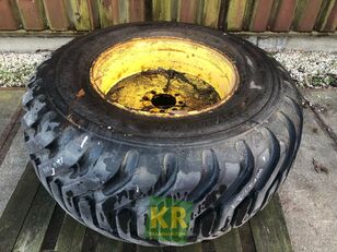 John Deere 500/60 R 22.5 wheel