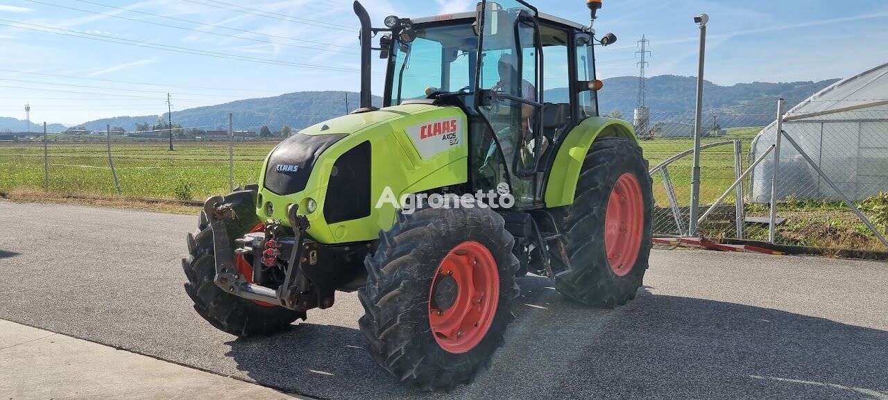 Claas AXOS 310 wheel tractor