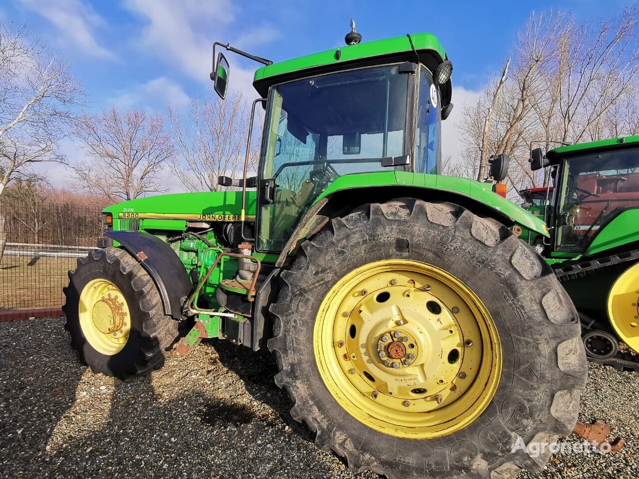 John Deere 8200 wheel tractor